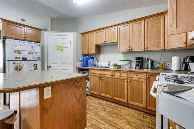 6194 &amp; 6196 Orr Drive, Home with 0 bedrooms, 0 bathrooms and 4 parking in Red Deer AB | Image 9