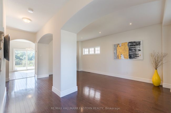 553 Carriage Lane, House other with 4 bedrooms, 3 bathrooms and 2 parking in Peterborough ON | Image 4