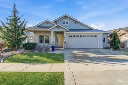 1013 E Radiant Ridge Dr, Meridian, ID, 83642-4013 | Card Image