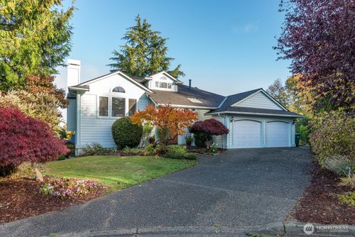 1902 Clover Pl, Mukilteo, WA, 98275-2421 | Card Image