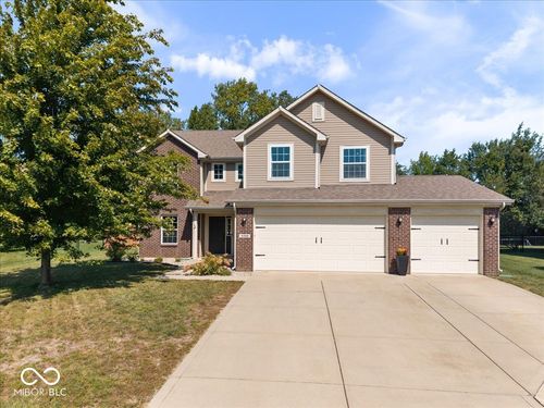 4398 Parkway Ct, New Palestine, IN, 46163-8529 | Card Image