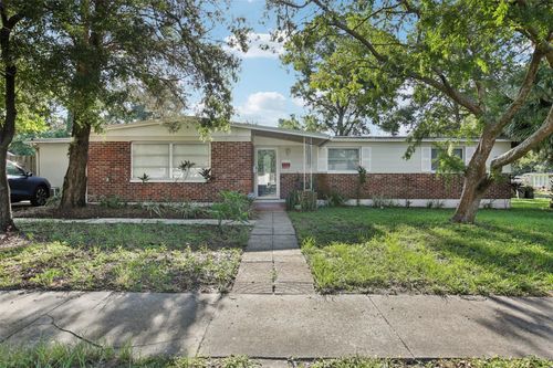 9801 Forest Hills Dr, TAMPA, FL, 33612-7751 | Card Image