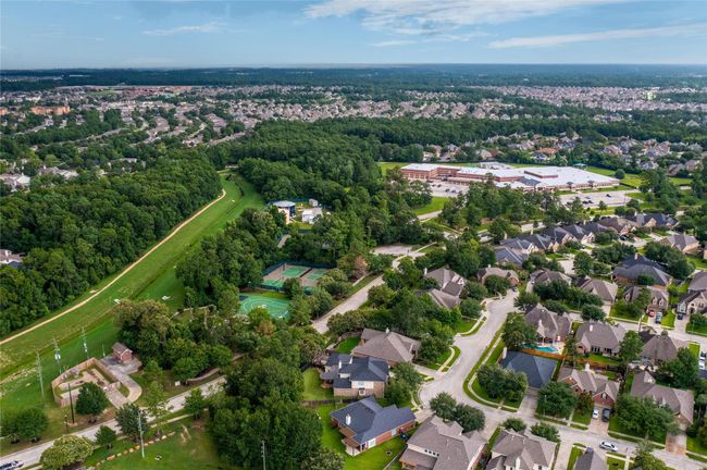 Your other assigned schools include York Jr High, Cox Intermediate, and Grand Oaks High School. All of your assigned schools are within less than a 10 minute drive for easy mornings getting the kids to school. | Image 35