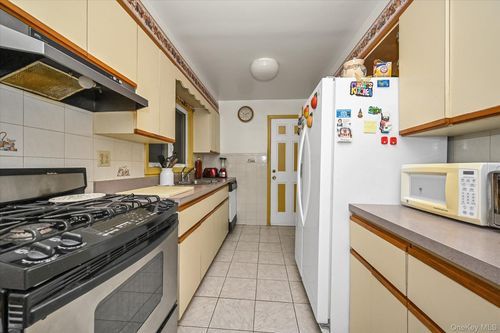 91-29 217th St, Queens Village, NY, 11428-1238 | Card Image