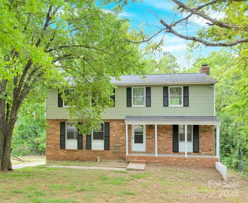 9106 Nash Ave, Charlotte, NC, 28213-3530 | Card Image
