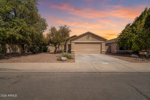 22221 N 31st Dr, Phoenix, AZ, 85027-1610 | Card Image