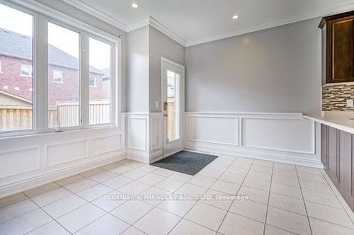 69 Natronia Trail, Brampton, ON, L6P3N8 | Card Image