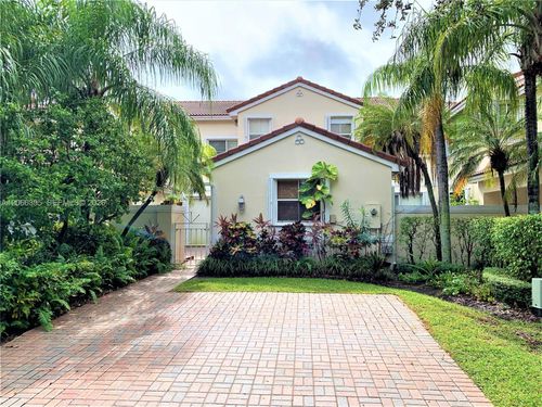 --1130 Buttonwood Ln, Hollywood, FL, 33019-4890 | Card Image
