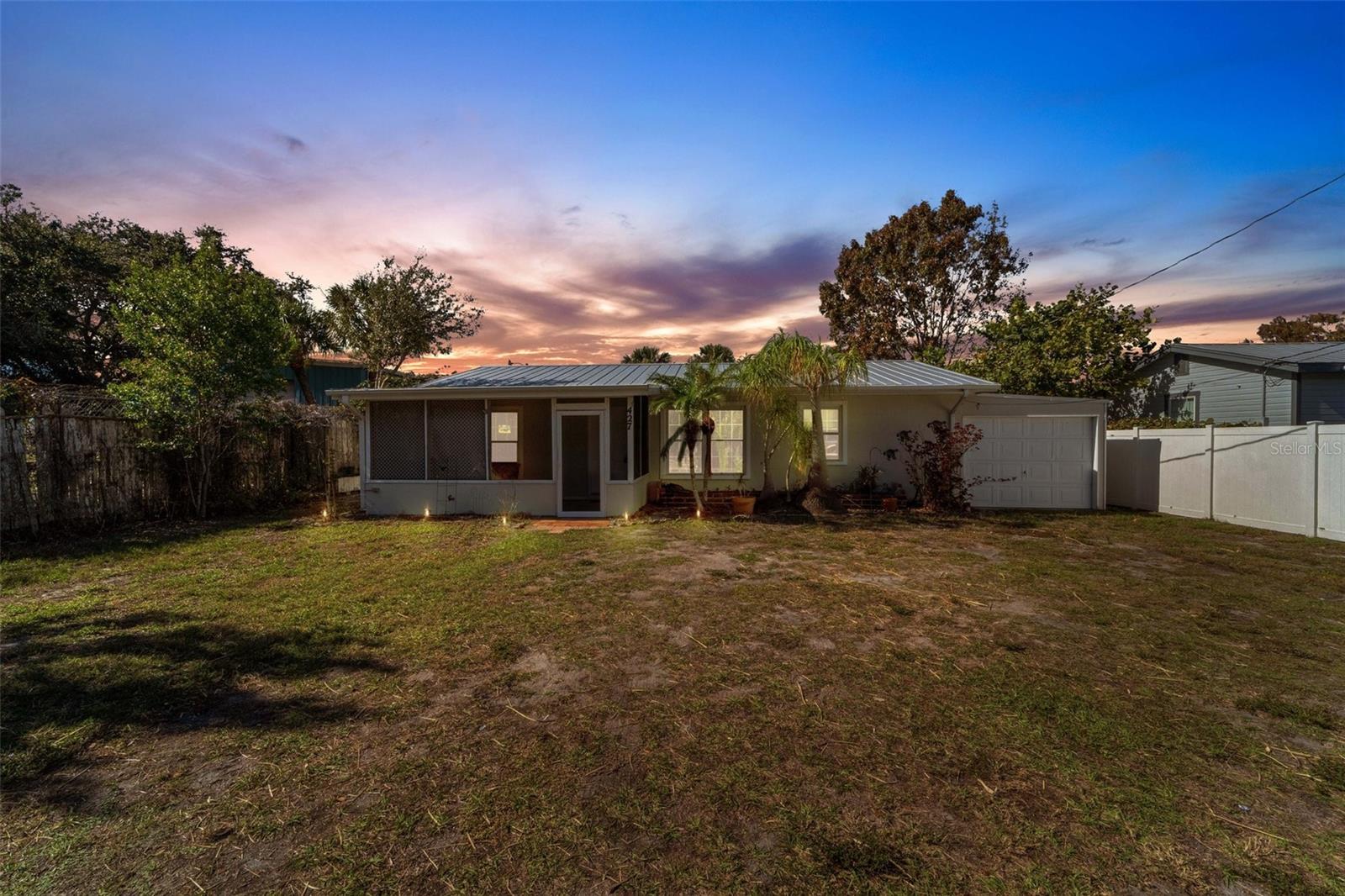 Washington Ave, Osprey, FL 34229