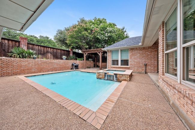 3808 Hillside Trl, House other with 4 bedrooms, 3 bathrooms and null parking in Grapevine TX | Image 37