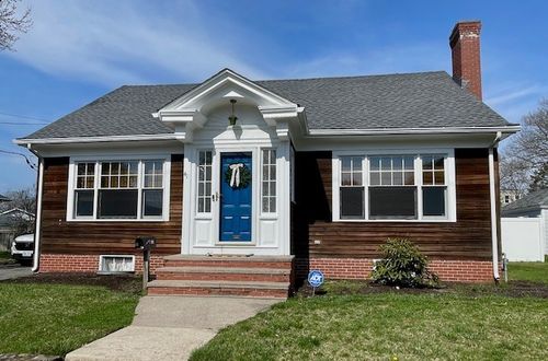 41 Felsmere Ave, Pawtucket, RI, 02861-2902 | Card Image