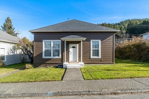 408 Church St, Scotia, CA, 95565-9715 | Card Image