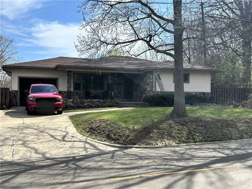 420 E Winter Ave, Danville, IL, 61832-1860 | Card Image