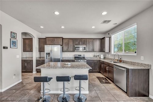 5941 Galway Bay St, North Las Vegas, NV, 89081-6839 | Card Image