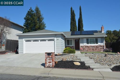 3320 Blythe Dr, Antioch, CA, 94509-5908 | Card Image