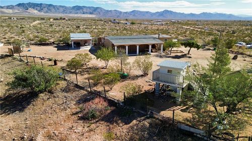 7296 N Ligurta Rd, Golden Valley, AZ, 86413-8798 | Card Image