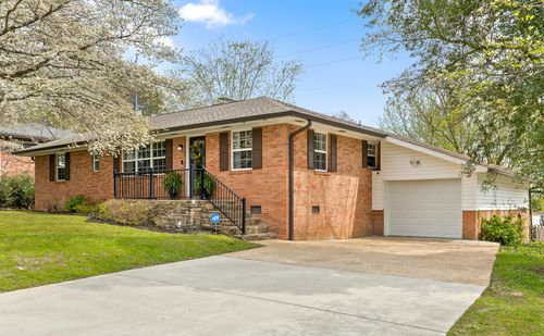 3609 Forest Highland Dr, Chattanooga, TN, 37415-3315 | Card Image