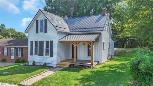 134 Mill St E, Senecaville, OH, 43780-9577 | Card Image