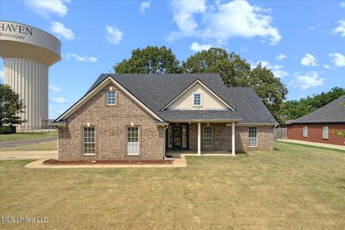 2660 Pyramid Dr, Southaven, MS, 38672-9400 | Card Image