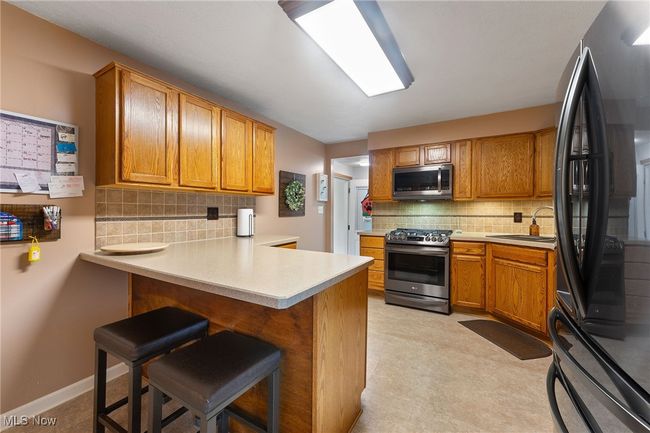 26 Deeringwood Dr, House other with 4 bedrooms, 3 bathrooms and null parking in New Middletown OH | Image 6