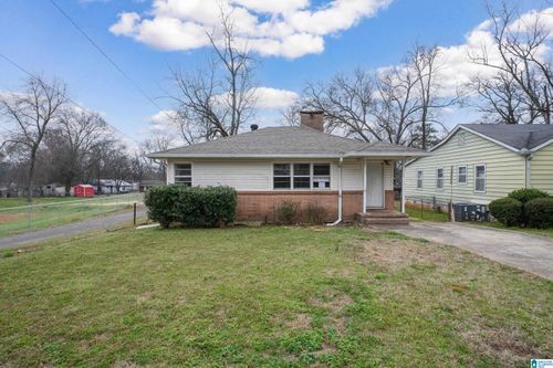 2017 29th Ave N, HUEYTOWN, AL, 35023-3145 | Card Image