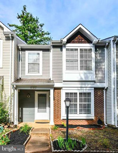 6104 Rocky Way Ct, CENTREVILLE, VA, 20120-3400 | Card Image