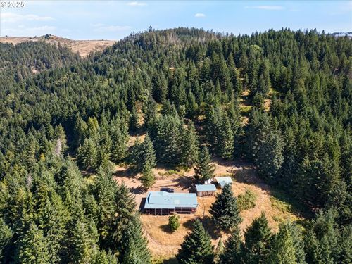 1070 Mystic Mountain Rd, Glide, OR, 97443-9602 | Card Image