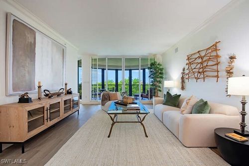apt-302-8990 Bay Colony Dr, NAPLES, FL, 34108-6703 | Card Image