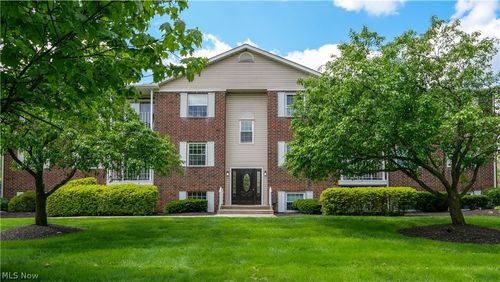 101-10790 Ravenna Rd, Twinsburg, OH, 44087-1061 | Card Image