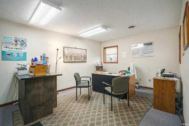 909 Linway Dr, Home with 0 bedrooms, 3 bathrooms and 30 parking in Goshen IN | Image 6