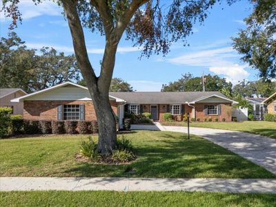 1021 Newport Avenue, House other with 3 bedrooms, 2 bathrooms and null parking in Lakeland FL | Image 2