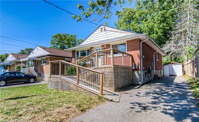 178 Glen Rd, House other with 4 bedrooms, 2 bathrooms and 4 parking in Kitchener ON | Image 3