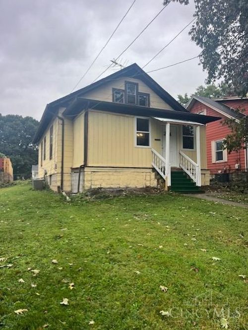 214 Harriet St, Lockland, OH, 45215-4510 | Card Image