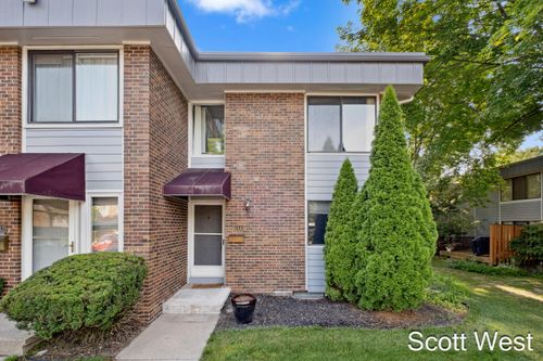 2444 Hampton Ct Se, Grand Rapids, MI, 49546-6105 | Card Image