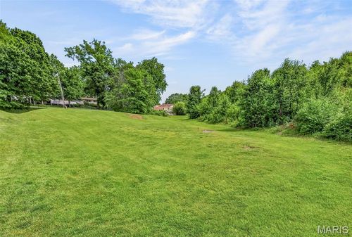 36 Firefly Ct, Manchester, MO, 63021-5521 | Card Image