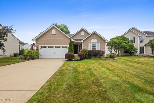 433 Walker Ln, Painesville, OH, 44077-6134 | Card Image