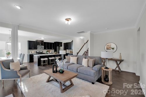 5054 Stonehill Ln, Matthews, NC, 28104-6117 | Card Image