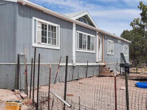 61333 N Rough Rock Rd, Seligman, AZ, 86337 | Card Image