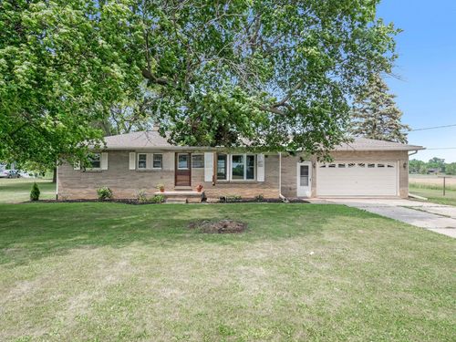 7402 Clinton Macon Rd, Clinton, MI, 49236-9564 | Card Image