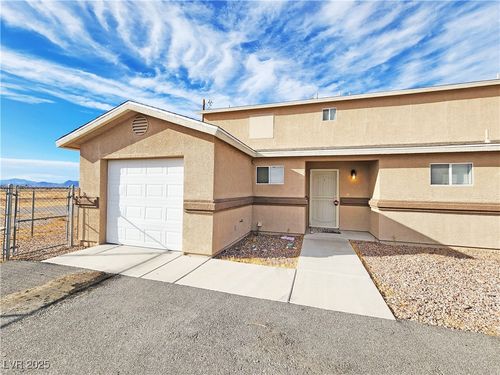 apt-3-200 Mount Charleston Dr, Pahrump, NV, 89048-1061 | Card Image
