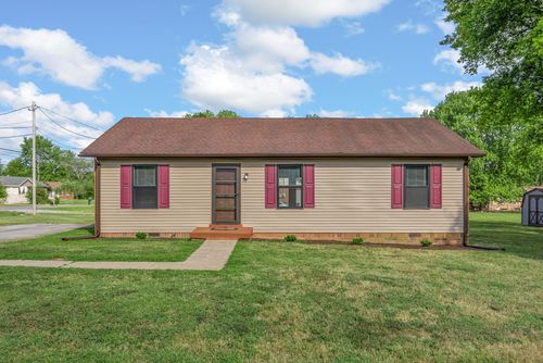 324 Welchwood Dr, Clarksville, TN, 37040-6739 | Card Image