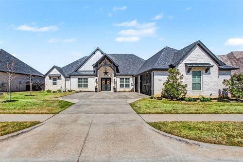 324 Landview Dr, Burleson, TX, 76028-6596 | Card Image