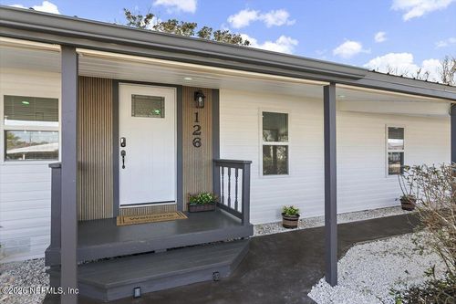 126 Georgia Ave, CRESCENT CITY, FL, 32112-4826 | Card Image