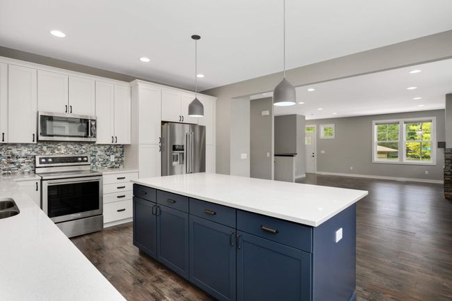 15590 Duck Trail Ln, Townhouse with 4 bedrooms, 4 bathrooms and null parking in Apple Valley MN | Image 14