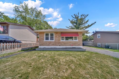 1219 Woodridge Dr, Round Lake Beach, IL, 60073-2418 | Card Image
