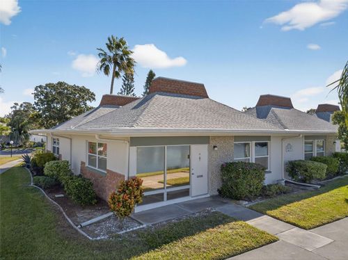 apt-e-4328 Tahitian Gardens Cir, HOLIDAY, FL, 34691-3715 | Card Image