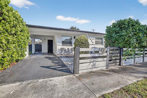 2256 Simms St, Hollywood, FL, 33020-1636 | Card Image