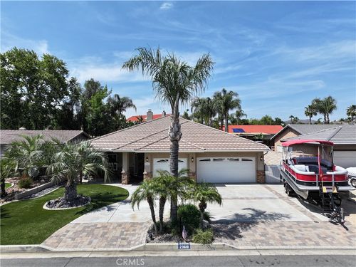 23618 Canyon Lake Dr N, Canyon Lake, CA, 92587-8009 | Card Image