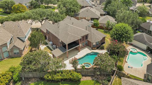13310 Pecan Walk Ln, Sugar Land, TX, 77498-7608 | Card Image