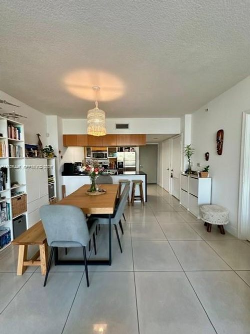 apt-4712-1750 N Bayshore Dr, Miami, FL, 33132-3218 | Card Image